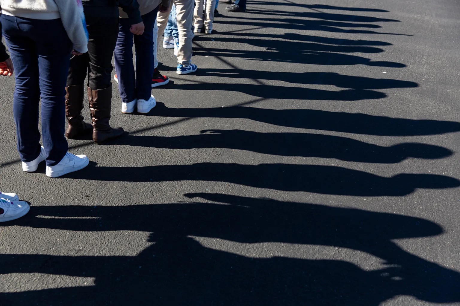 Students line up at Stege Elementary School in Richmond on Feb. 6, 2023. Photo by Shelby Knowles for CalMatters
