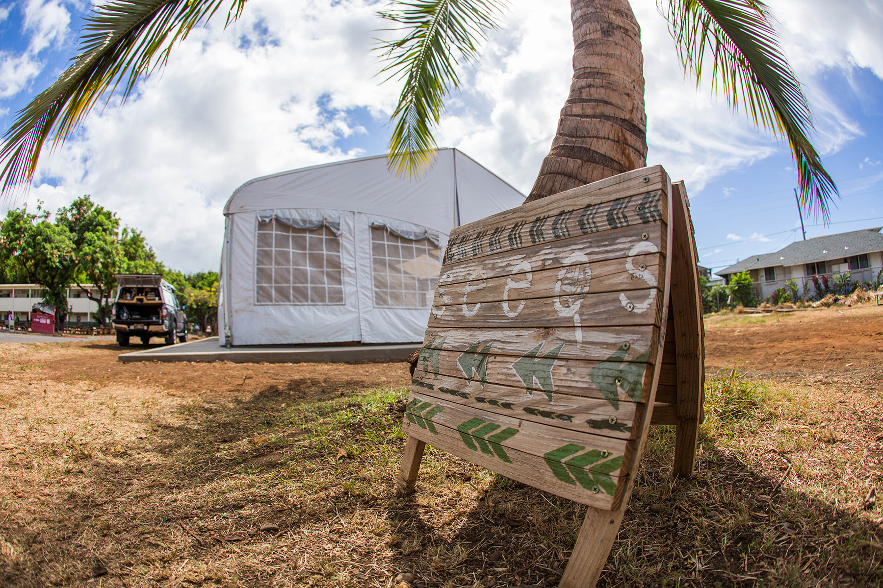 When SEEQS shared a campus with Kaimuki High School, students could purchase lunches produced by the high school. The school now partners with a local vendor to deliver meals to its Nuuanu campus. (Anthony Quintano/Civil Beat/2017)