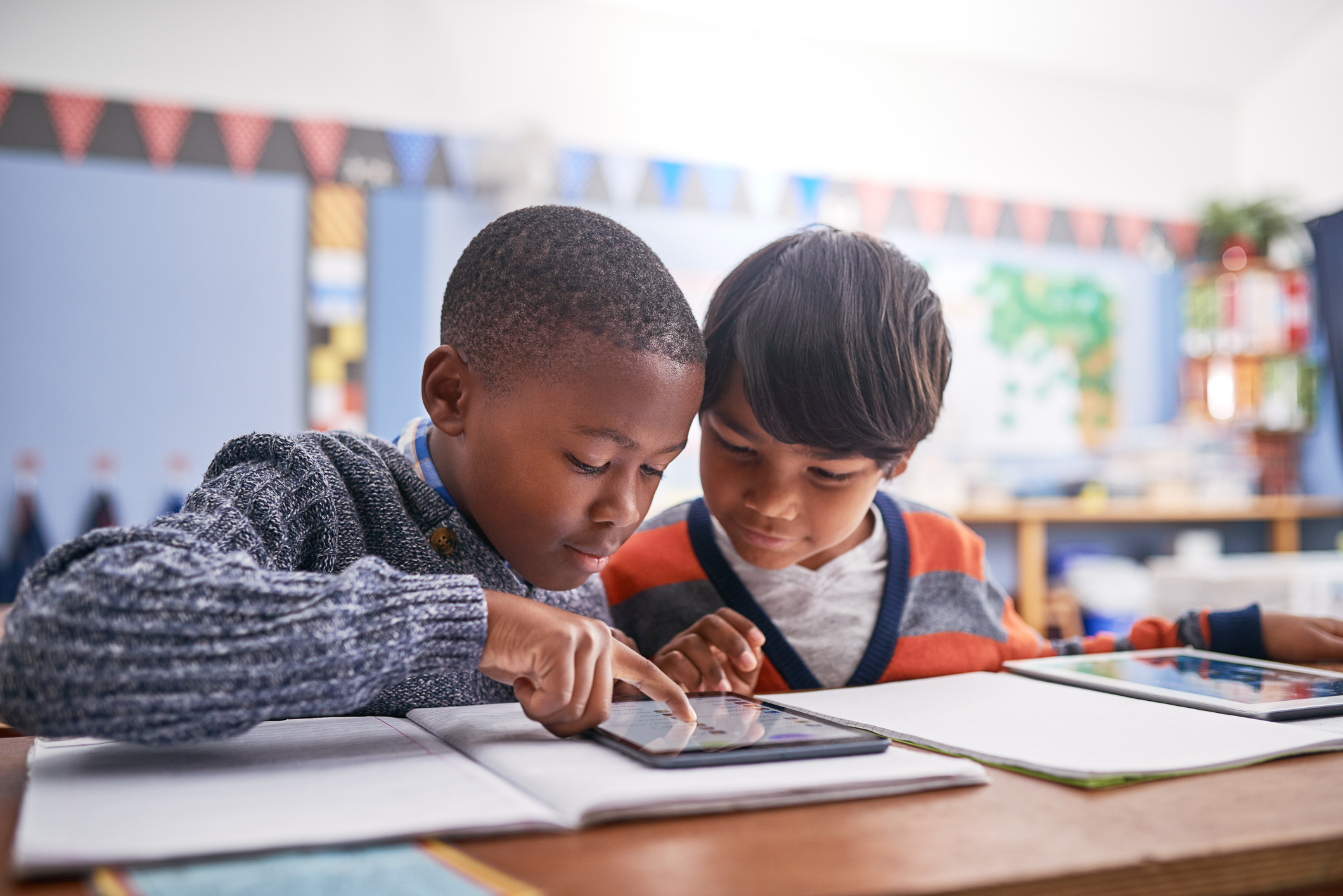 Education tech advocates welcomed the Trump administration’s move to incorporate AI into schools, but they say more detail – and money – is needed to guarantee success. (Photo by PeopleImages/Getty Images)