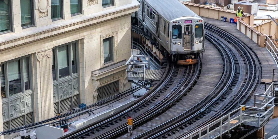 A Chicago Transit Authority Train known as the “L” makes a turn on the system’s “Loop” in downtown Chicago on Sept. 10, 2025. (Capitol News Illinois photo by Andrew Adams)