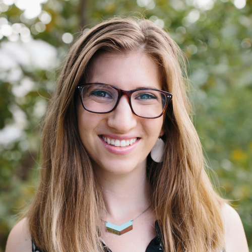 Headshot of journalist, Emily Siner