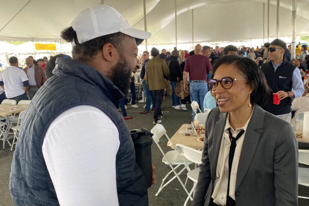 Senate candidates among those making the scene at the Crisfield crab feast Senate candidates among those making the scene at the Crisfield crab feast