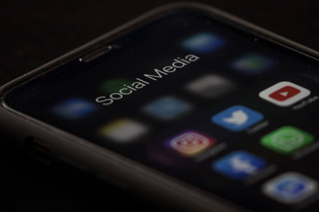 Brown, other AGs want surgeon general’s warning label on social media platforms Brown, other AGs want surgeon general’s warning label on social media platforms