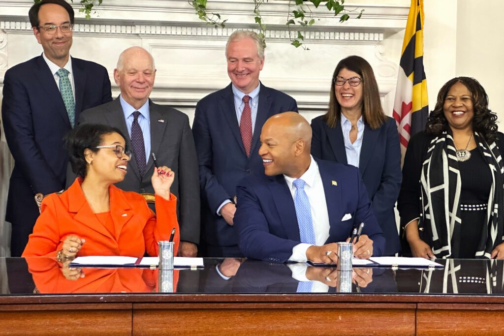 Surging AHEAD: State, feds formalize agreement meant to streamline health care, save money Surging AHEAD: State, feds formalize agreement meant to streamline health care, save money