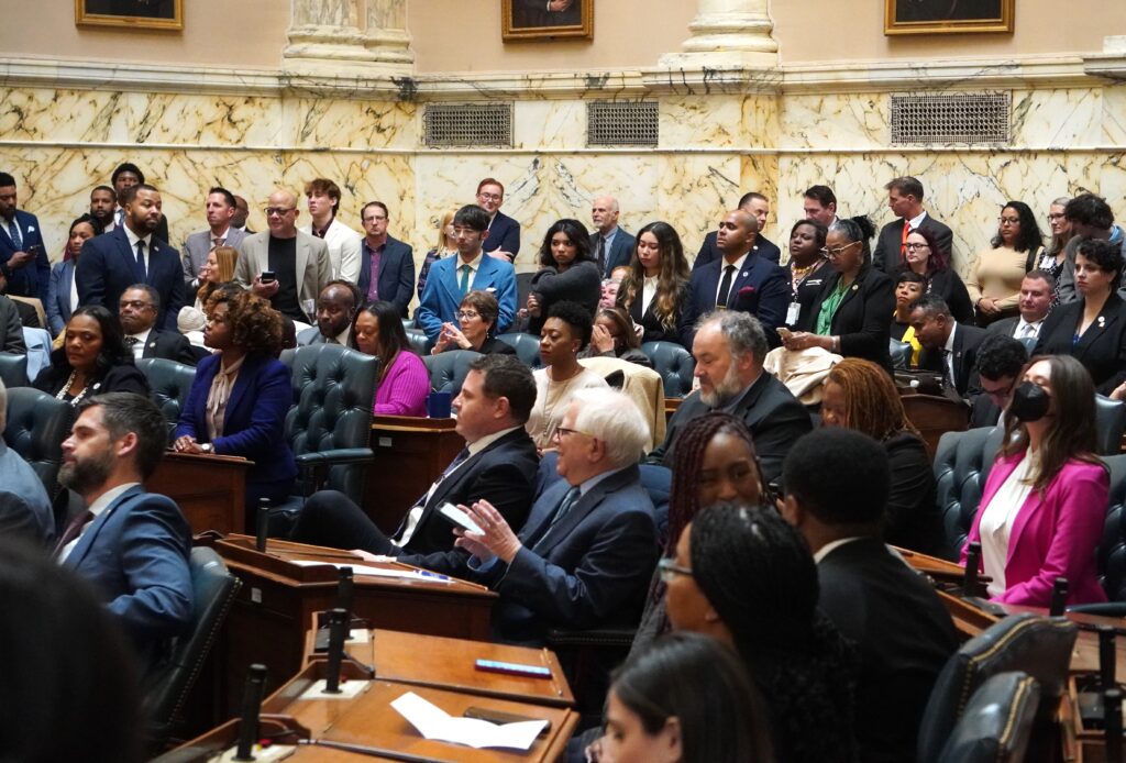 Handshakes, hugs and kisses on legislature’s first day; the arm-wrestling comes next Handshakes, hugs and kisses on legislature’s first day; the arm-wrestling comes next