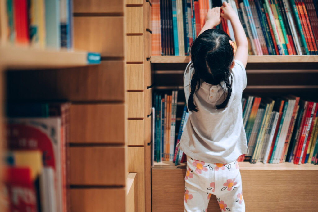 Study: Parents trust librarians despite national push to ban books Study: Parents trust librarians despite national push to ban books