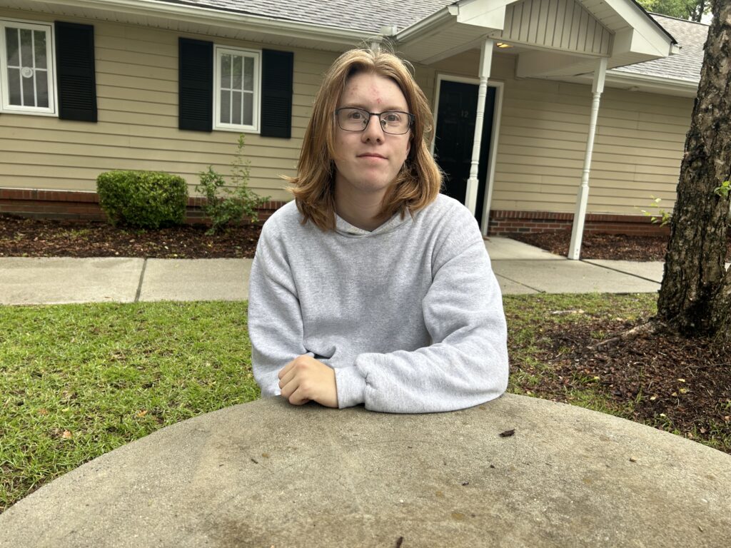 A small apartment community is reborn to continue serving people with mental disabilities A small apartment community is reborn to continue serving people with mental disabilities