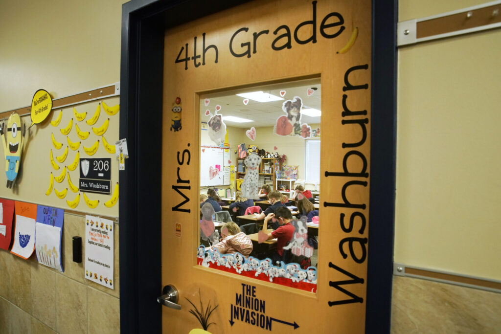 Debate over holding back third graders roils state legislatures Debate over holding back third graders roils state legislatures