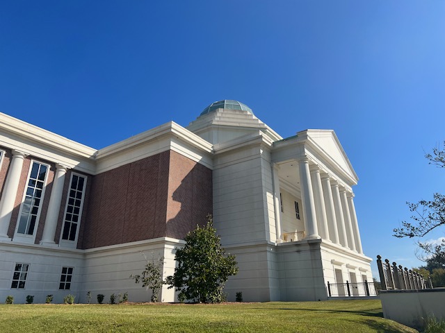 Two state appeals courts would lose judges under FL Supreme Court plan