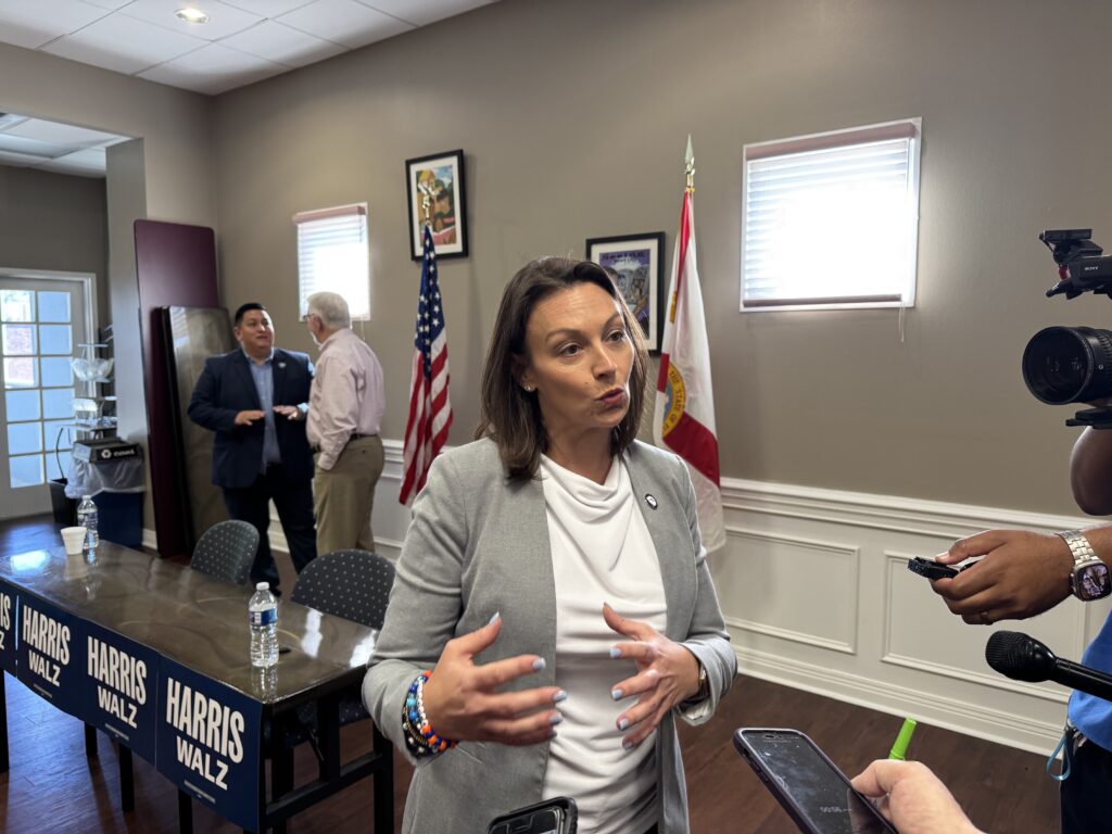 Florida Democratic Party is considering opening its primaries to NPA voters Florida Democratic Party is considering opening its primaries to NPA voters