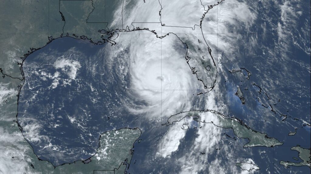 Weather experts say accuracy of storm forecasts will suffer under budget cuts Weather experts say accuracy of storm forecasts will suffer under budget cuts