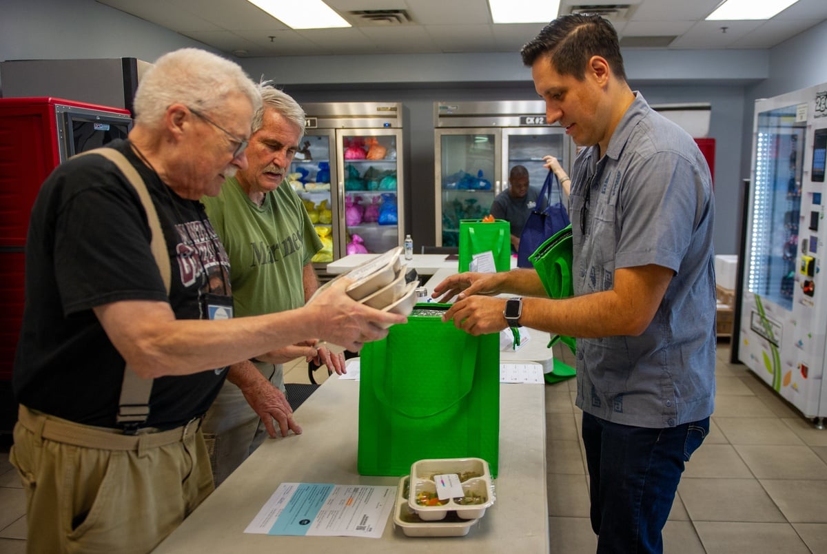 Meals On Wheels waiting lists grow as Texas braces for federal funding cuts Meals On Wheels waiting lists grow as Texas braces for federal funding cuts