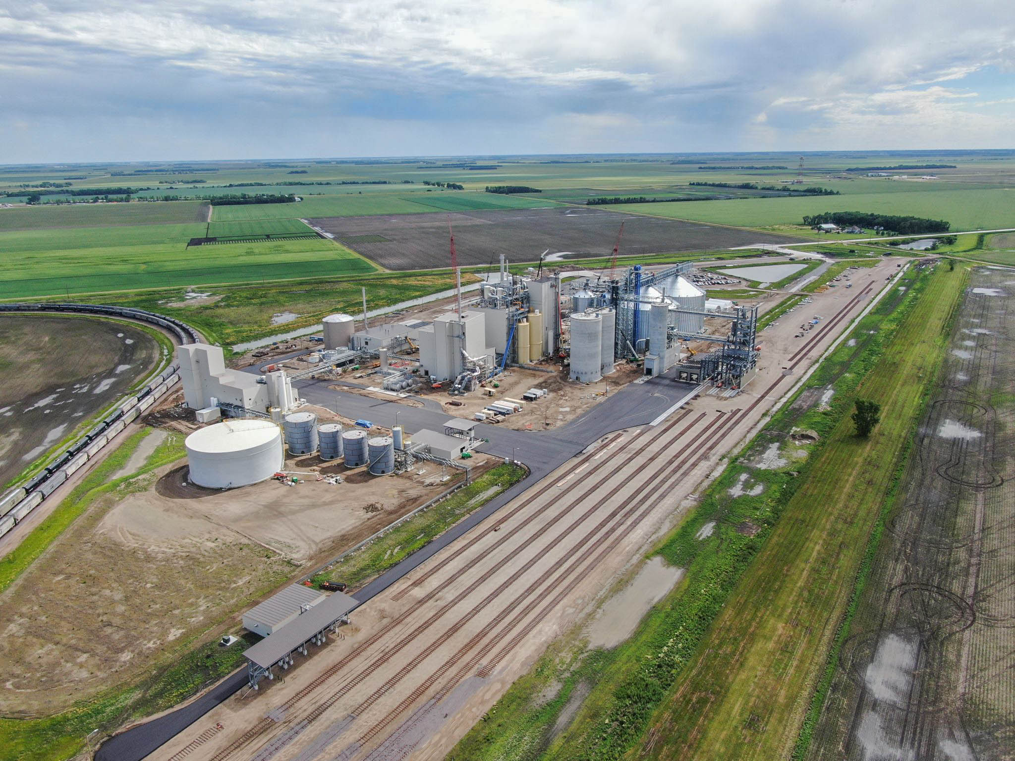 Soybean crushing plants create new marketing opportunities for farmers Soybean crushing plants create new marketing opportunities for farmers
