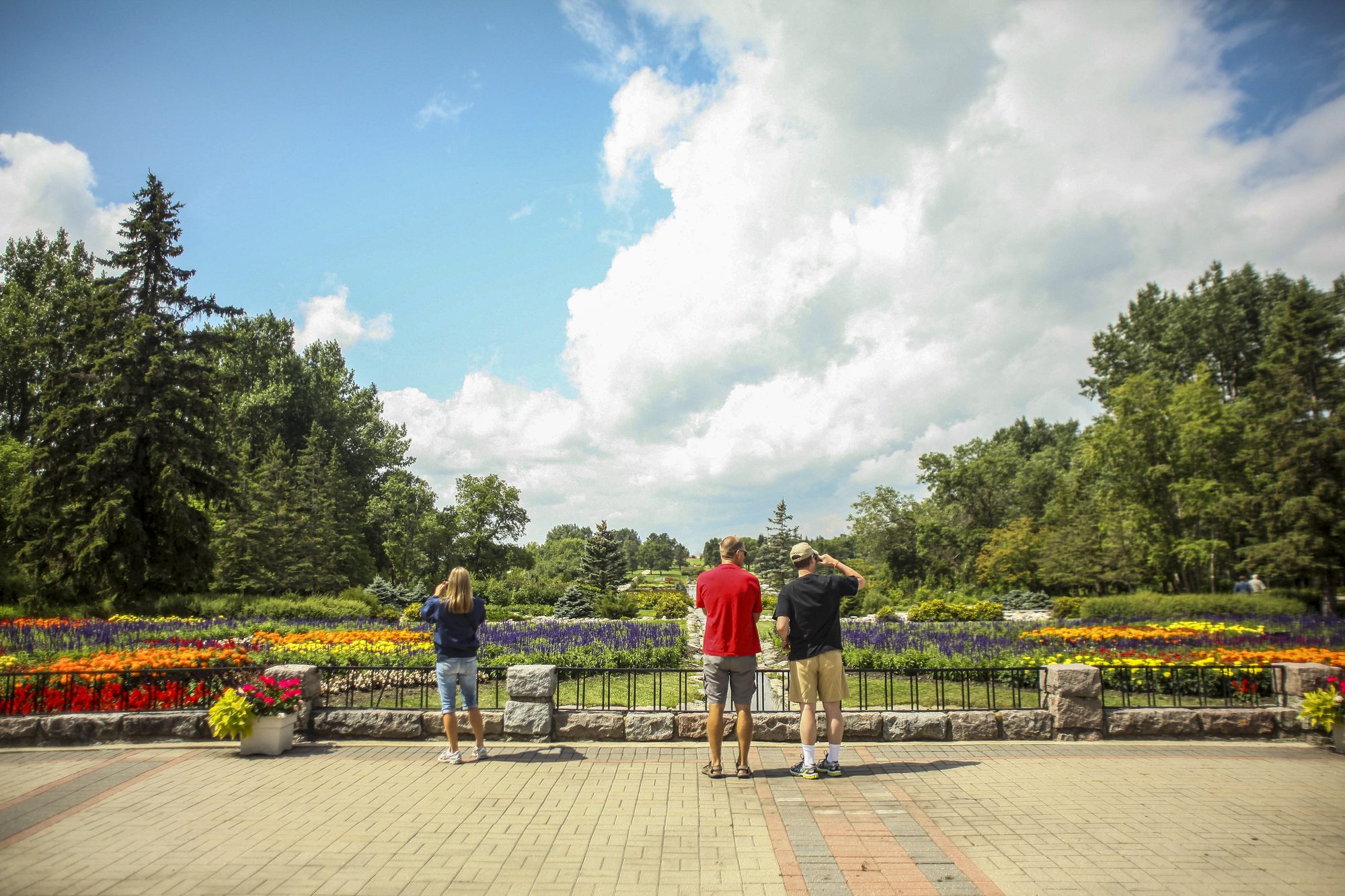‘Handshake across the border’ to bring US, Canada together at International Peace Garden