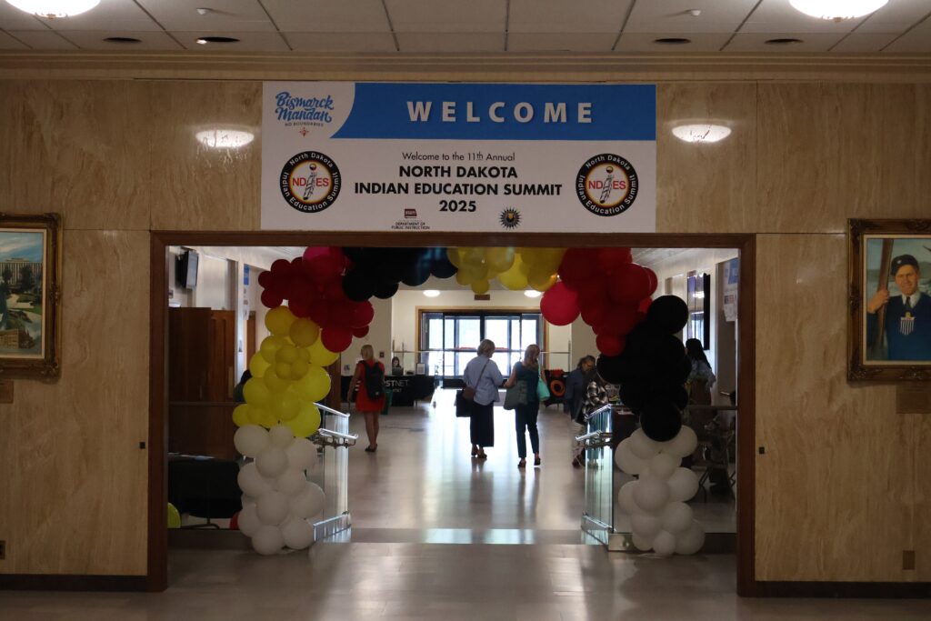 Story-telling key to relating Native American culture, elders and educators say Story-telling key to relating Native American culture, elders and educators say