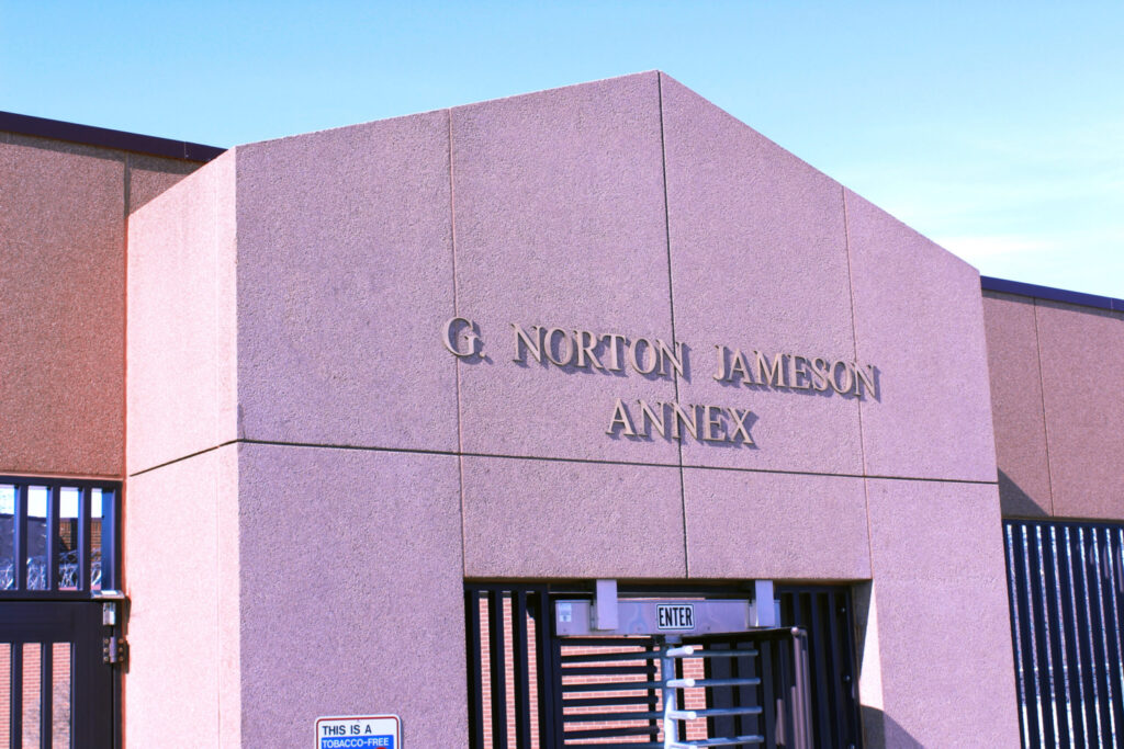 Sioux Falls prison lockdown ends Sioux Falls prison lockdown ends