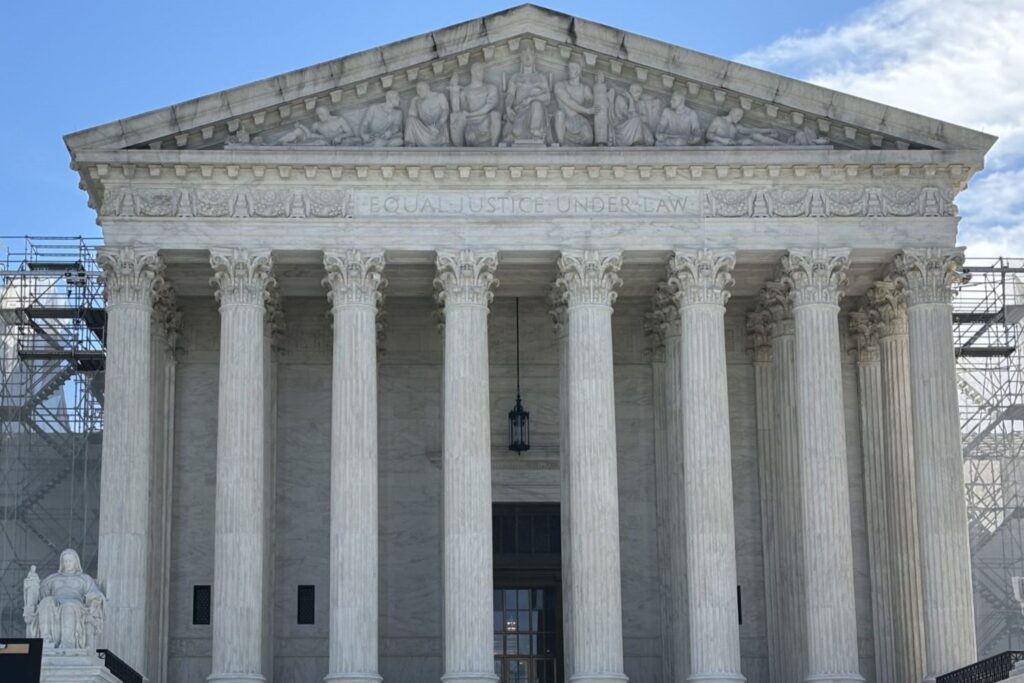Trump, GOP-led states argue ‘absolute presidential immunity’ claim to Supreme Court Trump, GOP-led states argue ‘absolute presidential immunity’ claim to Supreme Court