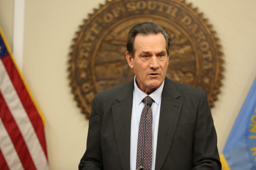 Governor commits funding to revive training program for inmates Governor commits funding to revive training program for inmates