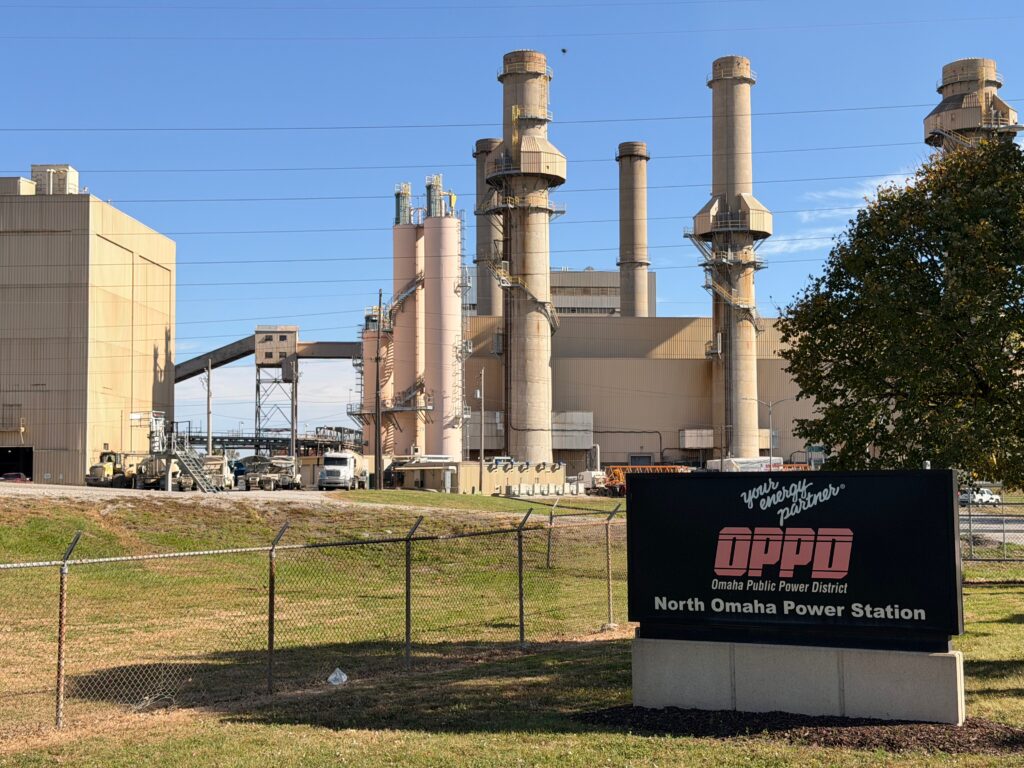 Nebraska lawmaker wants to ban public utilities from closing, altering power plants