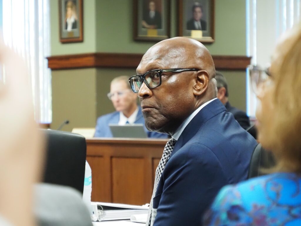 Nearly a dozen witnesses appear in 9-hour Arkansas Medical Board hearing into gastroenterologist Nearly a dozen witnesses appear in 9-hour Arkansas Medical Board hearing into gastroenterologist
