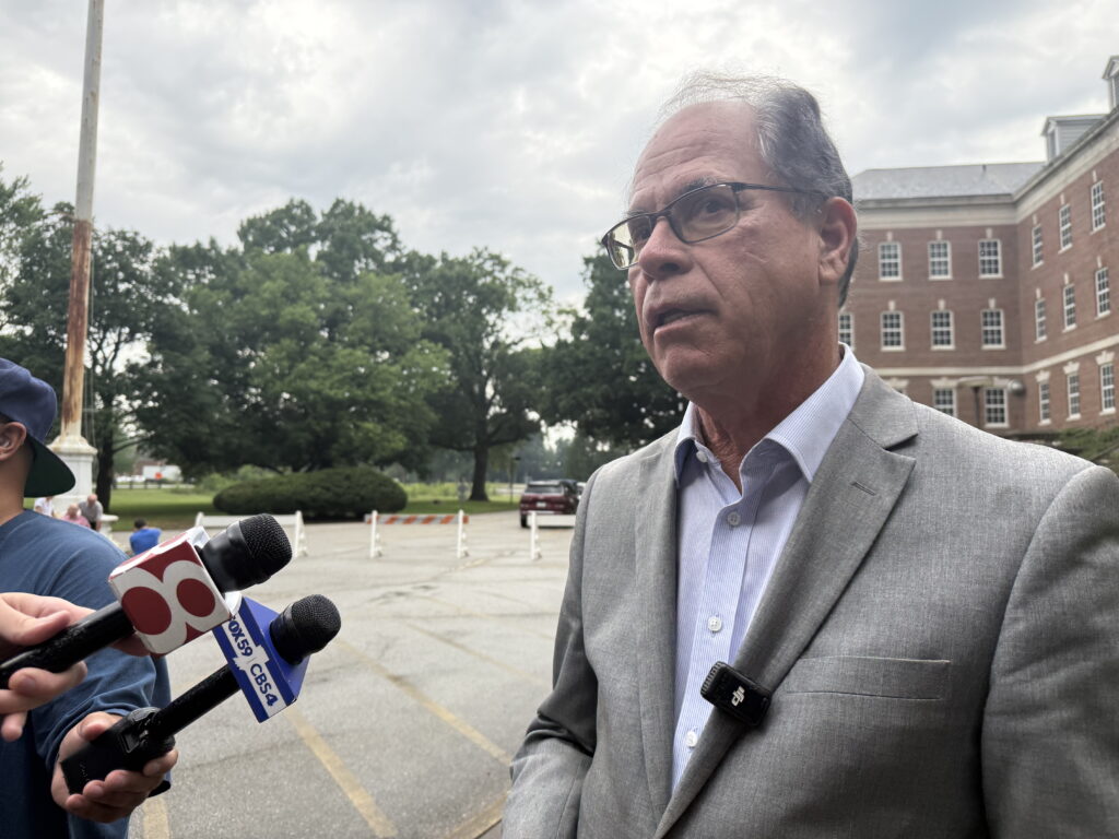 Gov. Mike Braun says Indiana must ‘learn from’ Texas flooding as search team deployed Gov. Mike Braun says Indiana must ‘learn from’ Texas flooding as search team deployed