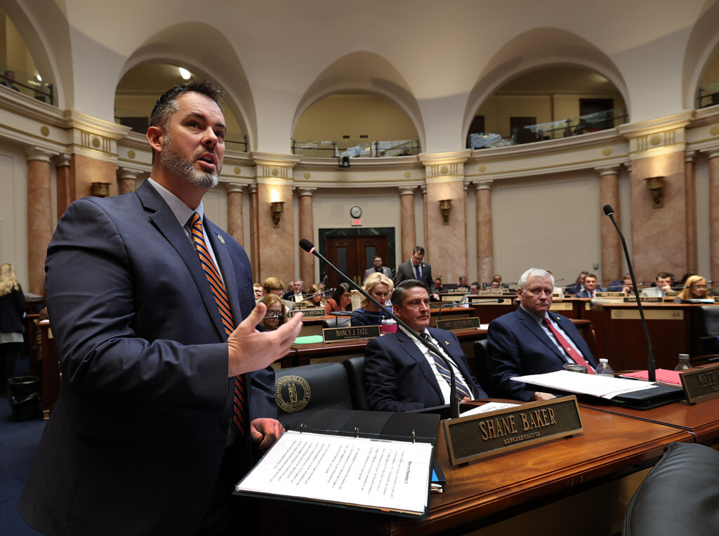 Kentucky Republican lawmaker questions gender and women’s studies course at UK Kentucky Republican lawmaker questions gender and women’s studies course at UK