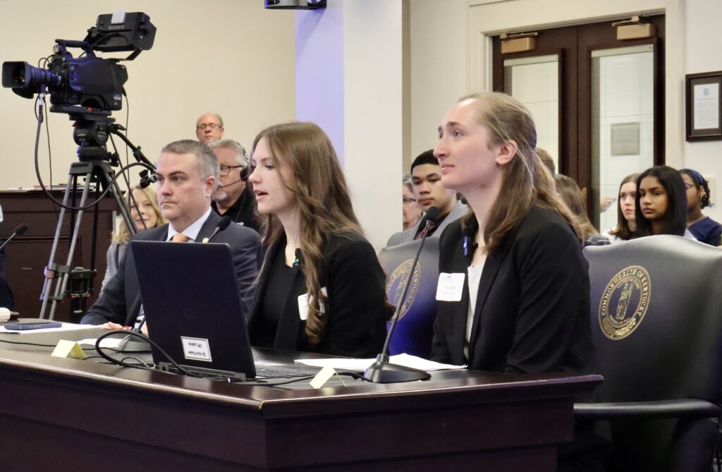 Kentucky bill to reroute e-cigarette settlement dollars to prevention on the move