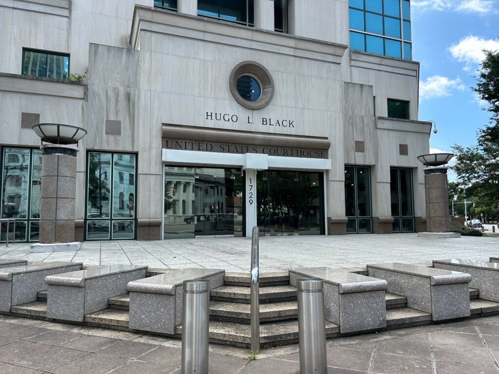 Alabama set to award contract to attorney removed from case amid AI controversy