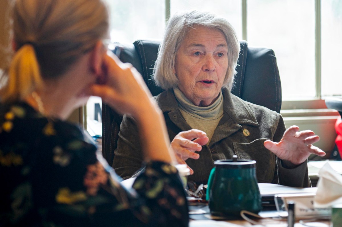 Anti-abortion advocates drop federal lawsuit against Vermont after lawmakers nix language targeting crisis pregnancy centers Anti-abortion advocates drop federal lawsuit against Vermont after lawmakers nix language targeting crisis pregnancy centers