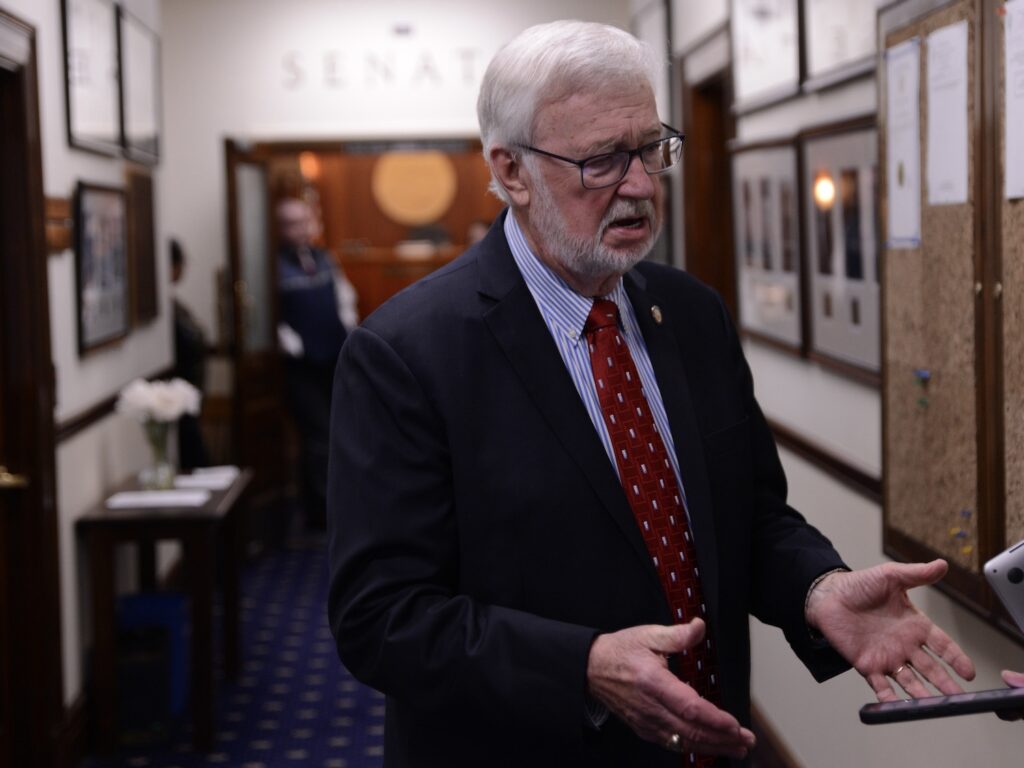 Special session continues in almost-empty Alaska Capitol building