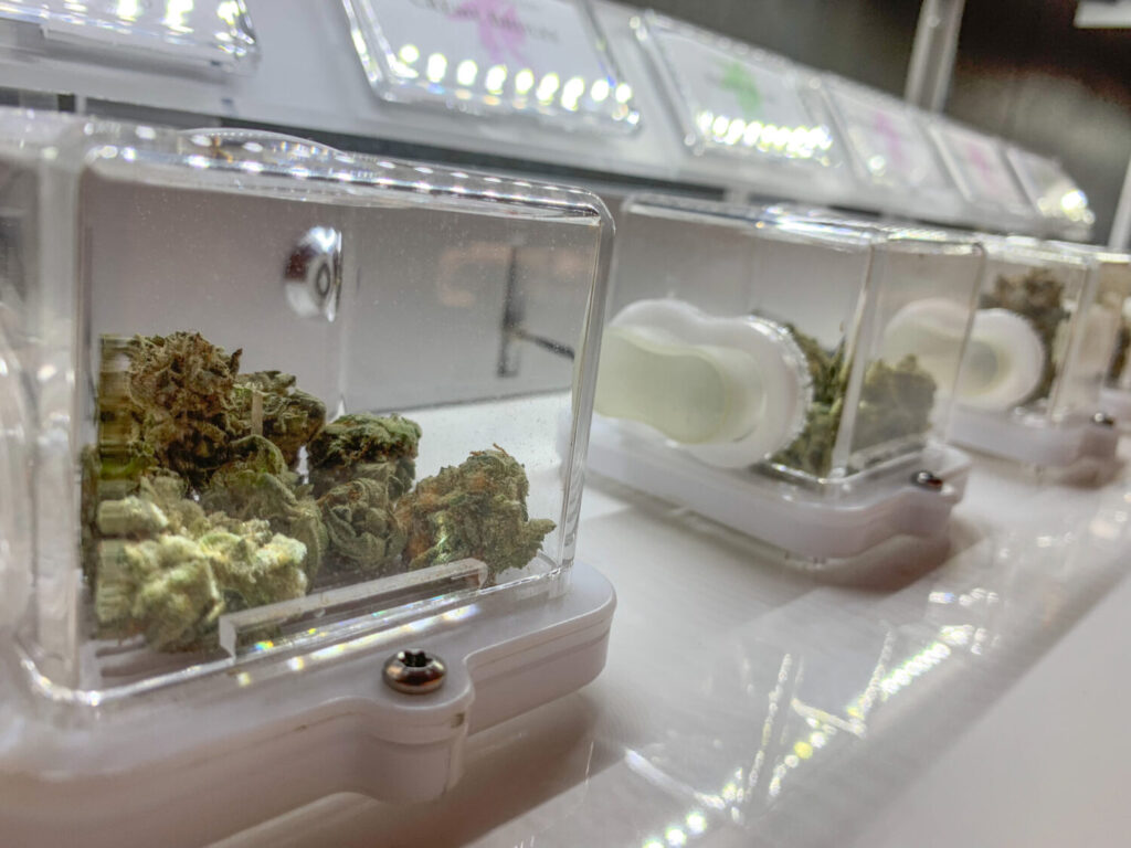 Cannabis regulators accepting applications for northern R.I. dispensary Cannabis regulators accepting applications for northern R.I. dispensary