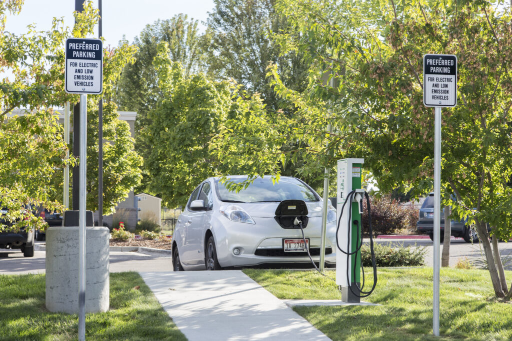 Idaho Falls Power moving forward with opening EV charging stations Idaho Falls Power moving forward with opening EV charging stations