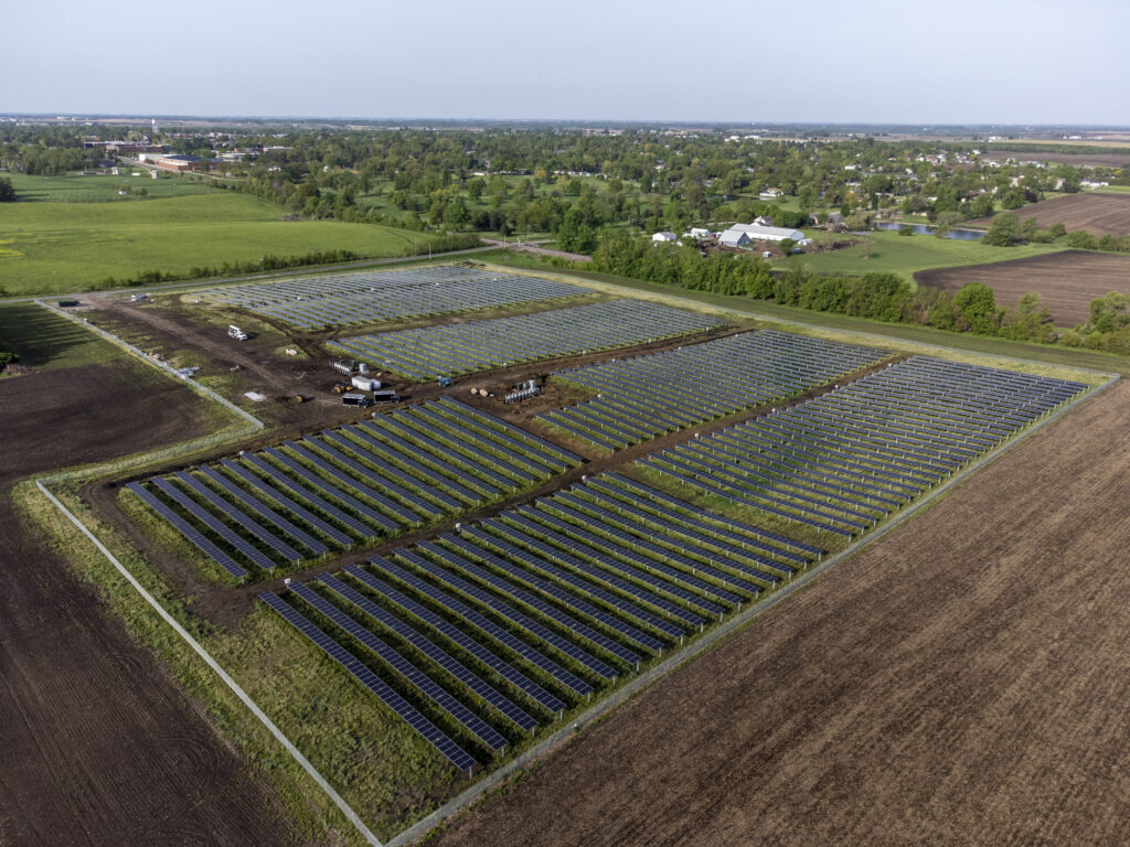 One-third of Grinnell College power to come from solar energy with new solar array One-third of Grinnell College power to come from solar energy with new solar array