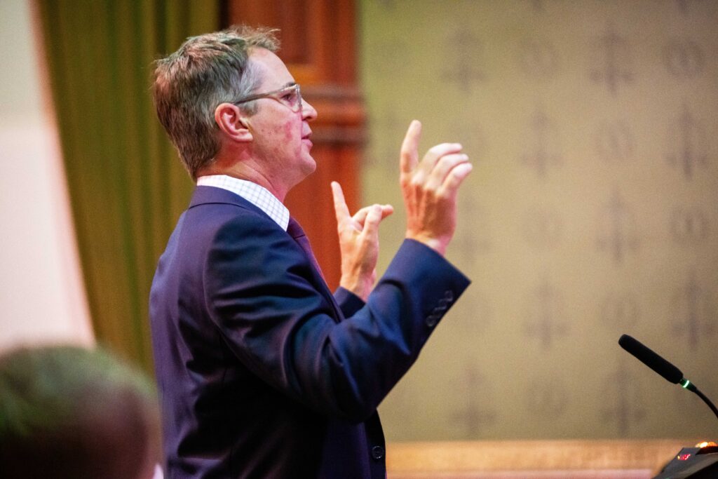 Iowa disciplinary board reprimands lawyer representing landowners in pipeline suits