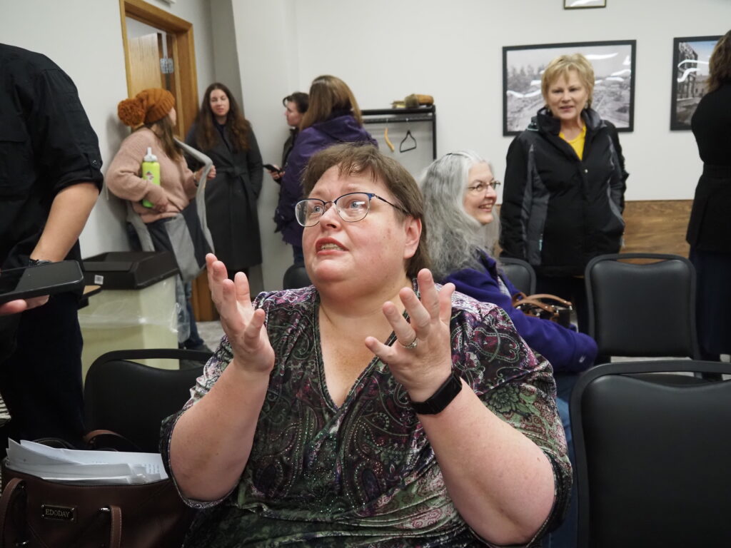 ‘I’m not real proud’: St. Marys public library gets new lease by removing LGBTQ books for kids ‘I’m not real proud’: St. Marys public library gets new lease by removing LGBTQ books for kids