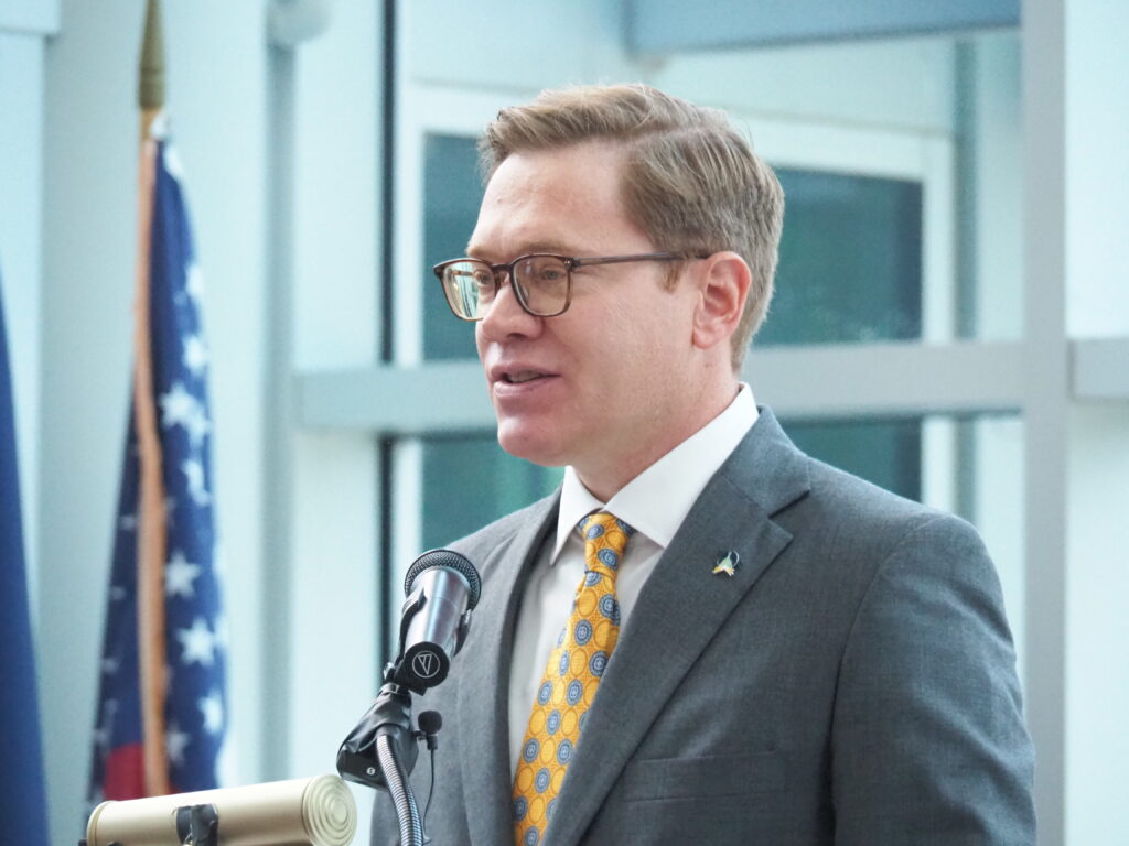 Auditors urge Kansas agency to better document justification for tax-credit awards Auditors urge Kansas agency to better document justification for tax-credit awards