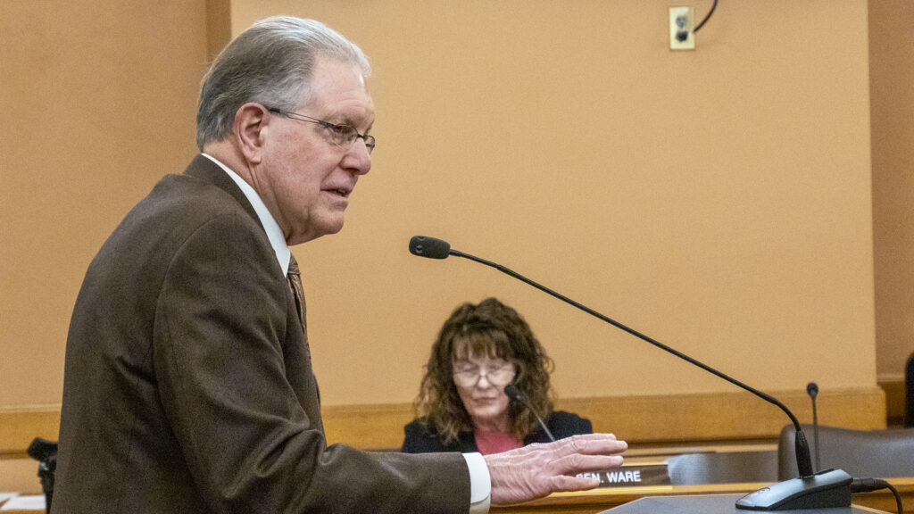 Kansas senator holds one-sided hearing to urge compliance with Trump immigration efforts Kansas senator holds one-sided hearing to urge compliance with Trump immigration efforts