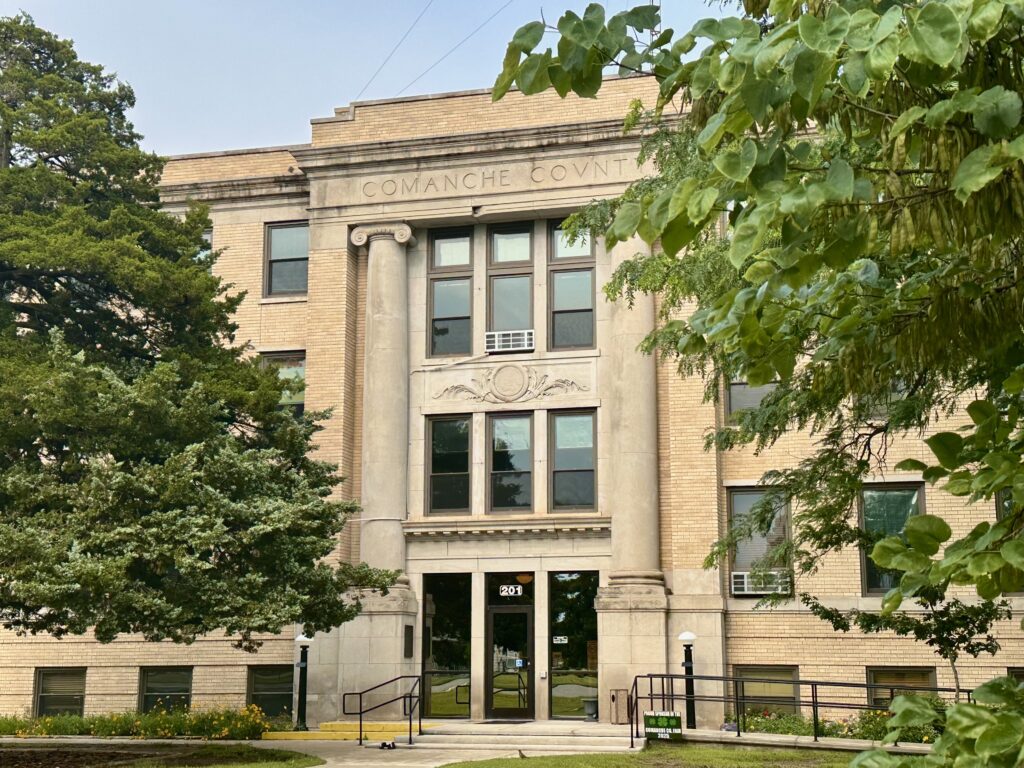Comanche County finds financial problems with credit cards, awaits KBI conclusions Comanche County finds financial problems with credit cards, awaits KBI conclusions