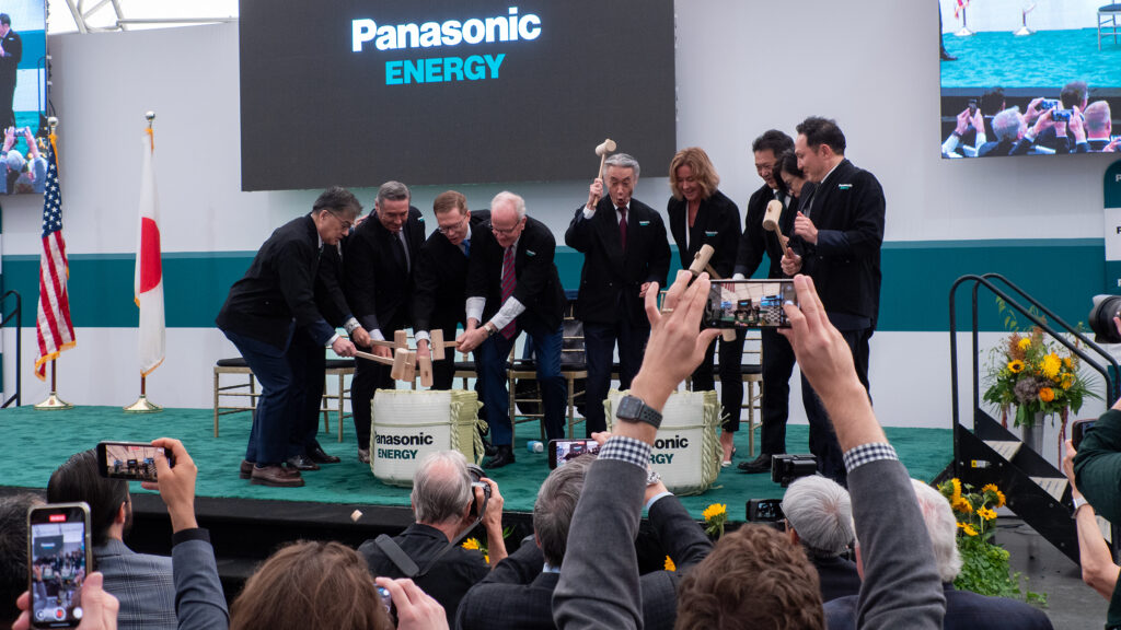 Panasonic’s vision for massive Kansas battery plant becomes reality with grand opening Panasonic’s vision for massive Kansas battery plant becomes reality with grand opening