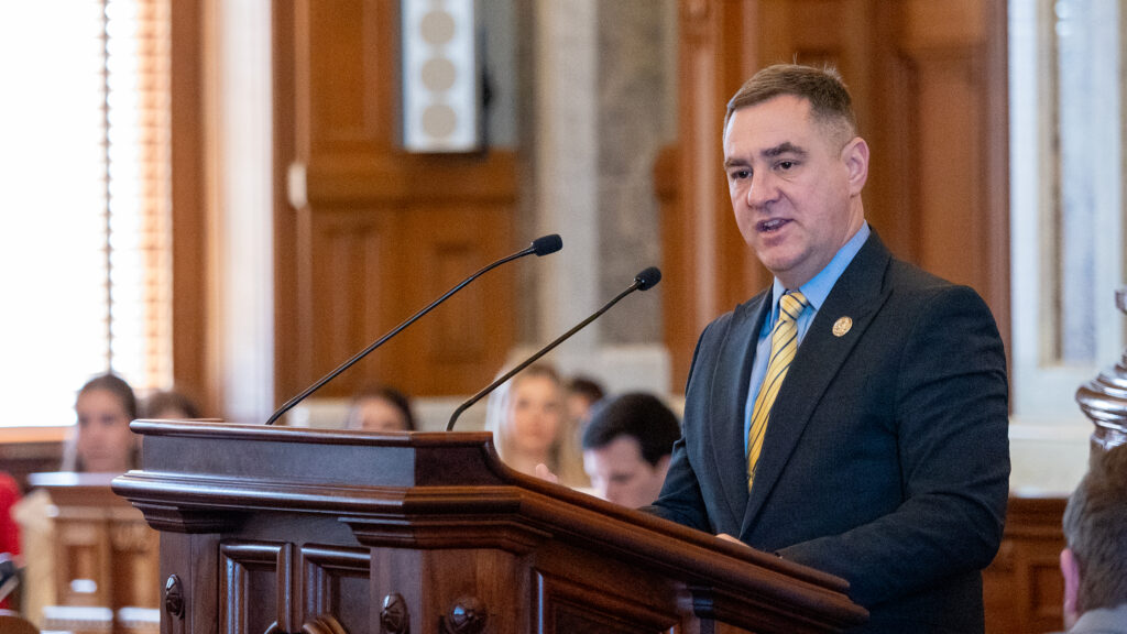 Kansas House passes election bills targeting noncitizens, advanced voting