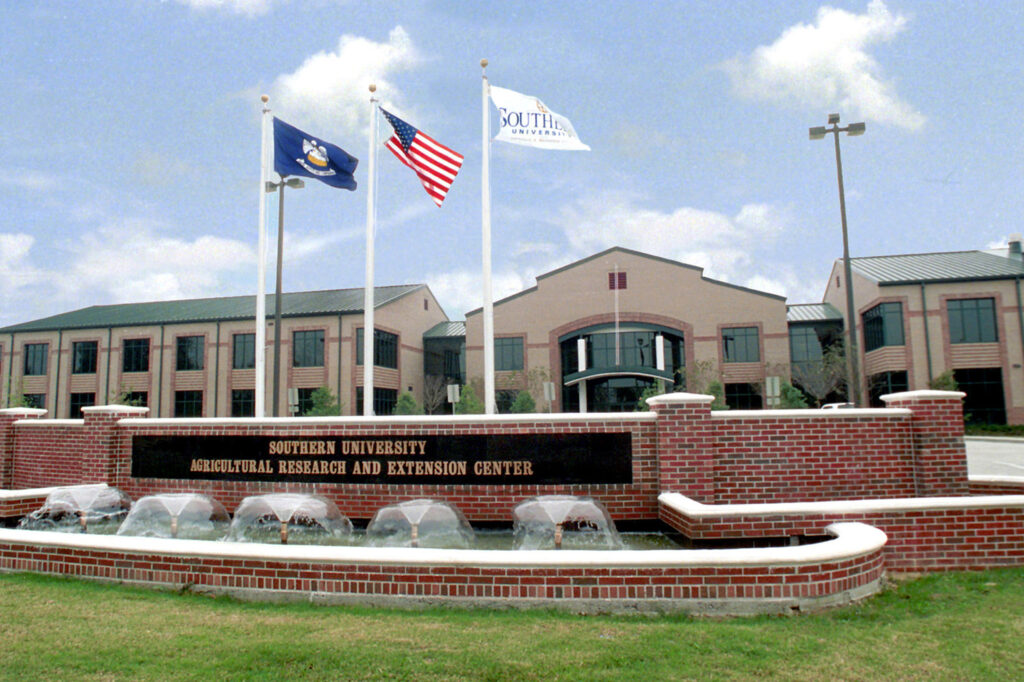 Trump administration reinstates visas taken from Southern University students Trump administration reinstates visas taken from Southern University students
