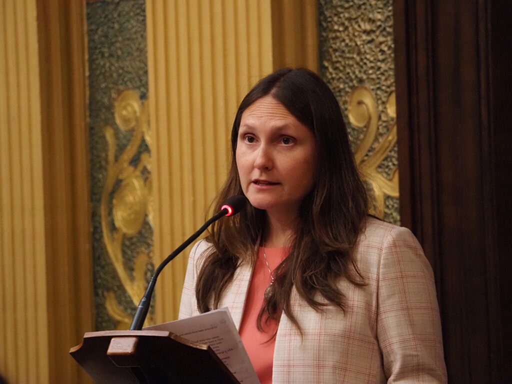 Michigan lawmakers: Extortionists using AI to create deepfake pornography must be stopped Michigan lawmakers: Extortionists using AI to create deepfake pornography must be stopped