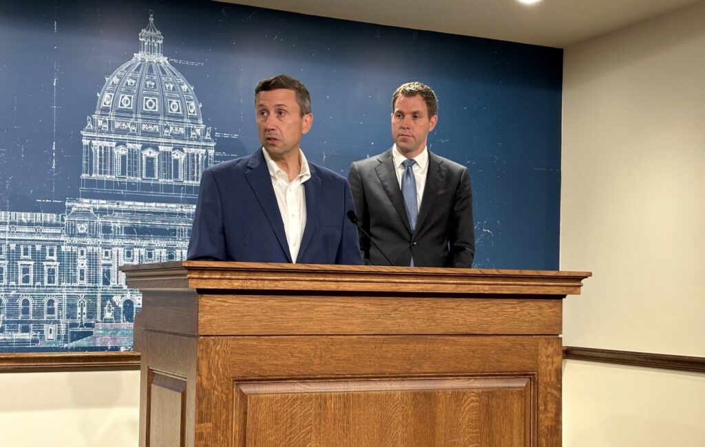 DFL calls on GOP legislator to suspend campaign after report of domestic assault聽 DFL calls on GOP legislator to suspend campaign after report of domestic assault聽