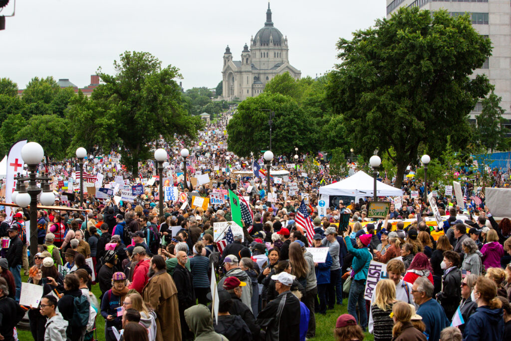 Thousands rally peacefully for No Kings protest hours after Hortman assassination Thousands rally peacefully for No Kings protest hours after Hortman assassination