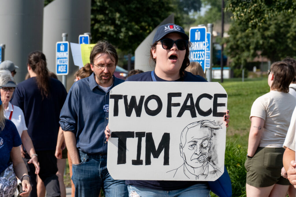 Minnesota state workers say they’re ready to strike over return-to-office — and other labor news Minnesota state workers say they’re ready to strike over return-to-office — and other labor news