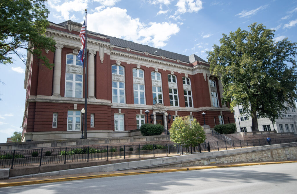 Missouri Supreme Court asked for quick hearing on decision to restart abortions in the state Missouri Supreme Court asked for quick hearing on decision to restart abortions in the state