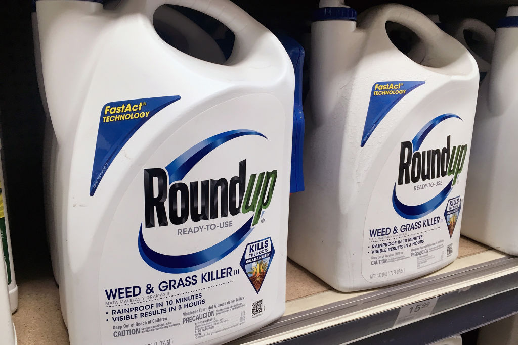 Bayer urges Missouri lawmakers to pass bill critics say shields it from Roundup lawsuits Bayer urges Missouri lawmakers to pass bill critics say shields it from Roundup lawsuits