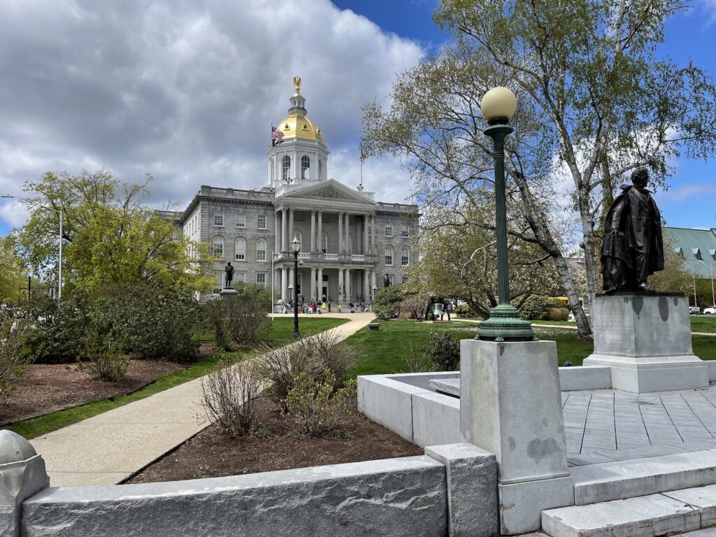 New Hampshire budget bill would defund state renewable energy grant program New Hampshire budget bill would defund state renewable energy grant program