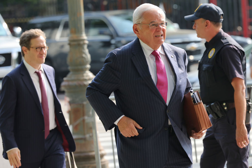 U.S. Senate ethics panel to conduct review of alleged rules violations by Menendez聽 U.S. Senate ethics panel to conduct review of alleged rules violations by Menendez聽