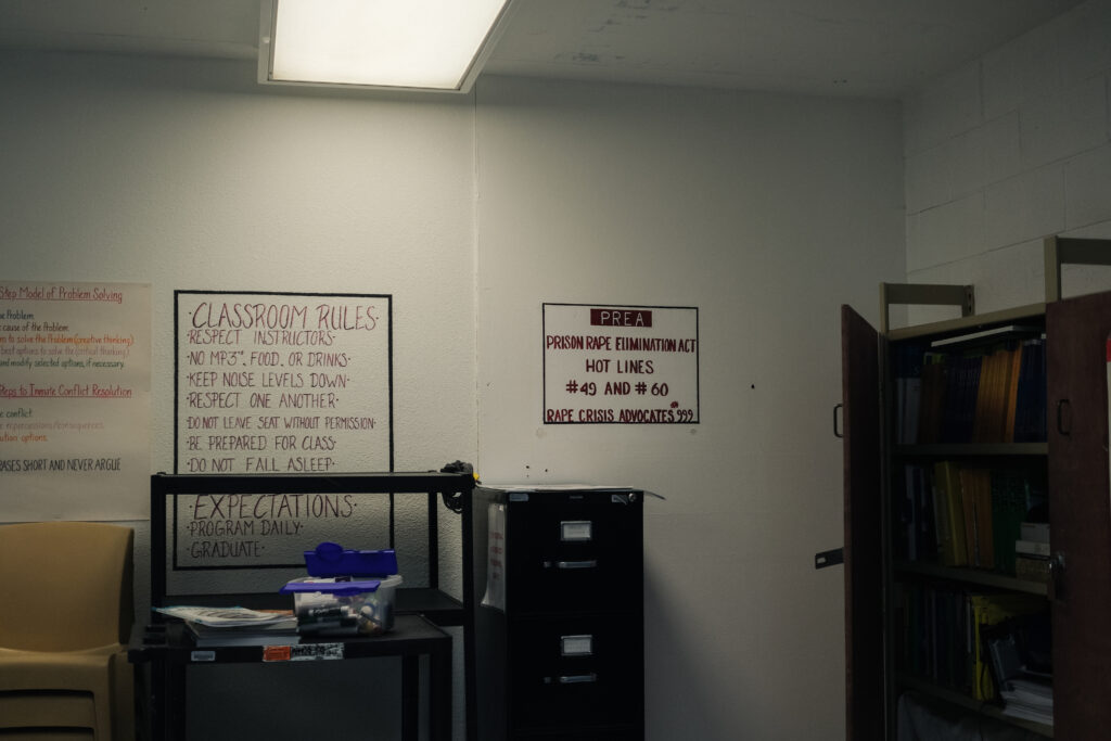 New Mexico Senate allows immigration detention to continue News From